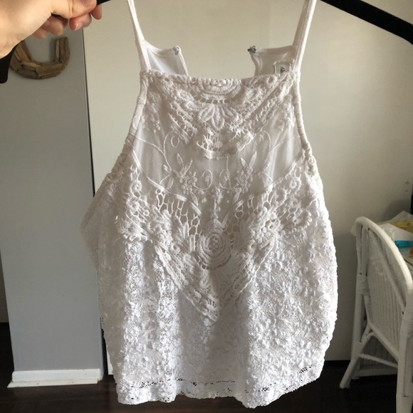 Abercrombie & Fitch Tops - White lace crop top